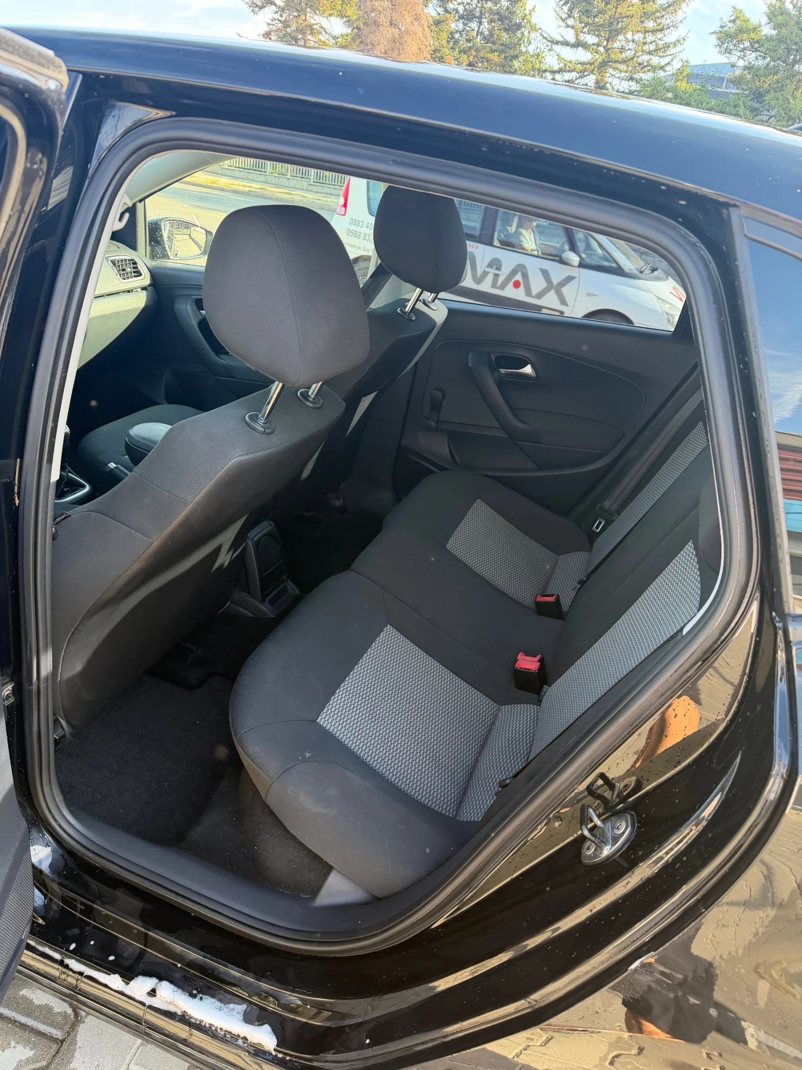 VW Polo, снимка 6 - Автомобили и джипове - 55735327