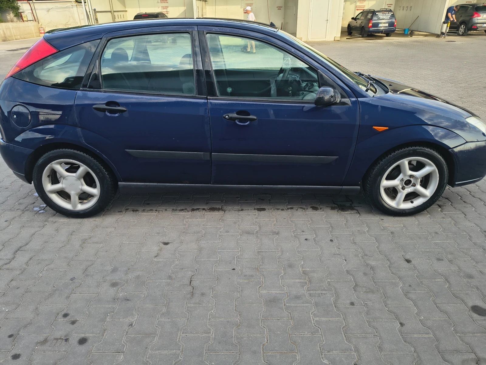 Ford Focus 1.6 бензин/газ, снимка 4 - Автомобили и джипове - 55756316
