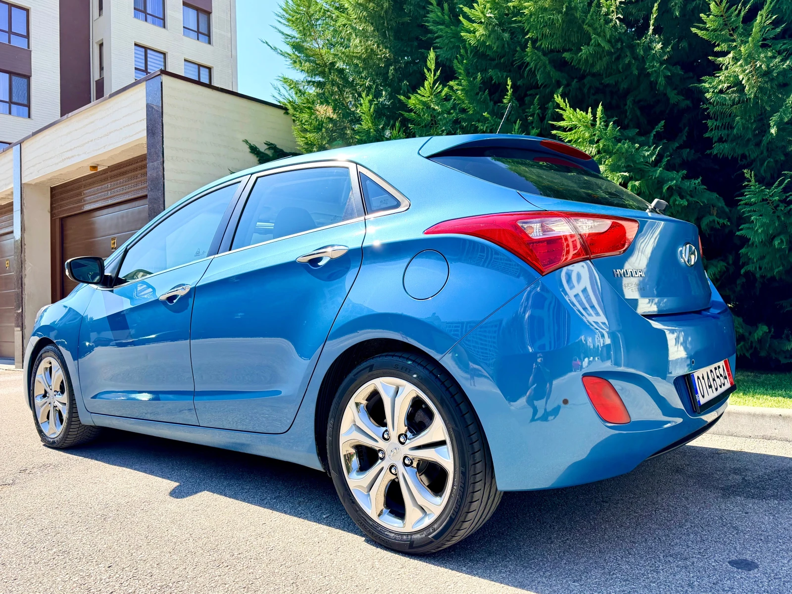 Hyundai I30 1.6CRDI PREMIUM NAVI PANORAMA KEYLESS-GO PODGREV, снимка 6 - Автомобили и джипове - 55805973