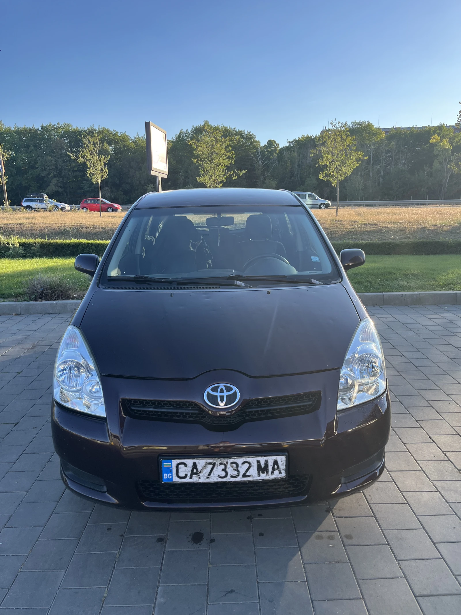 Toyota Corolla verso Facelift, снимка 2 - Автомобили и джипове - 55993510