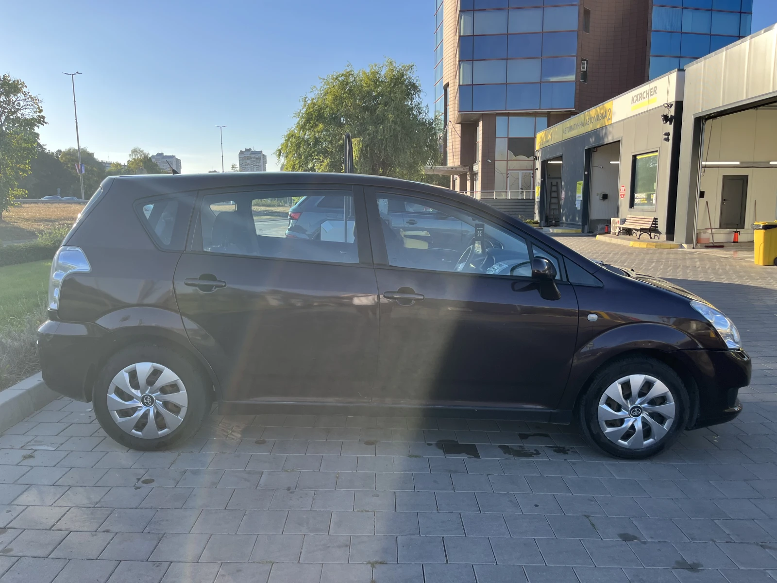 Toyota Corolla verso Facelift, снимка 3 - Автомобили и джипове - 55993510