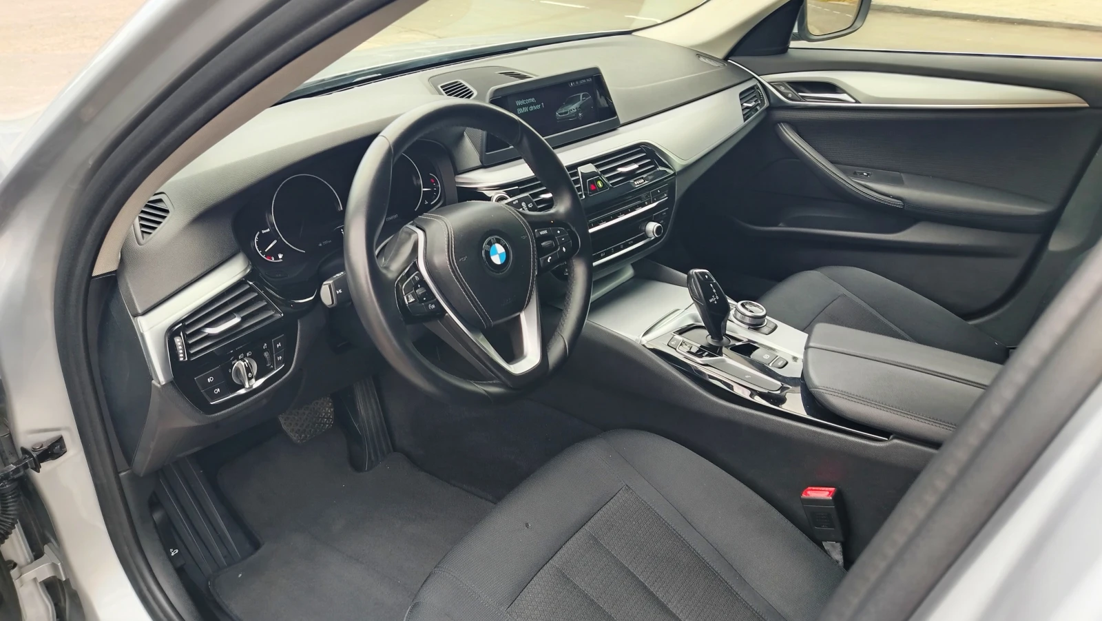BMW 520 d ТОП ЦЕНА, снимка 13 - Автомобили и джипове - 56545072