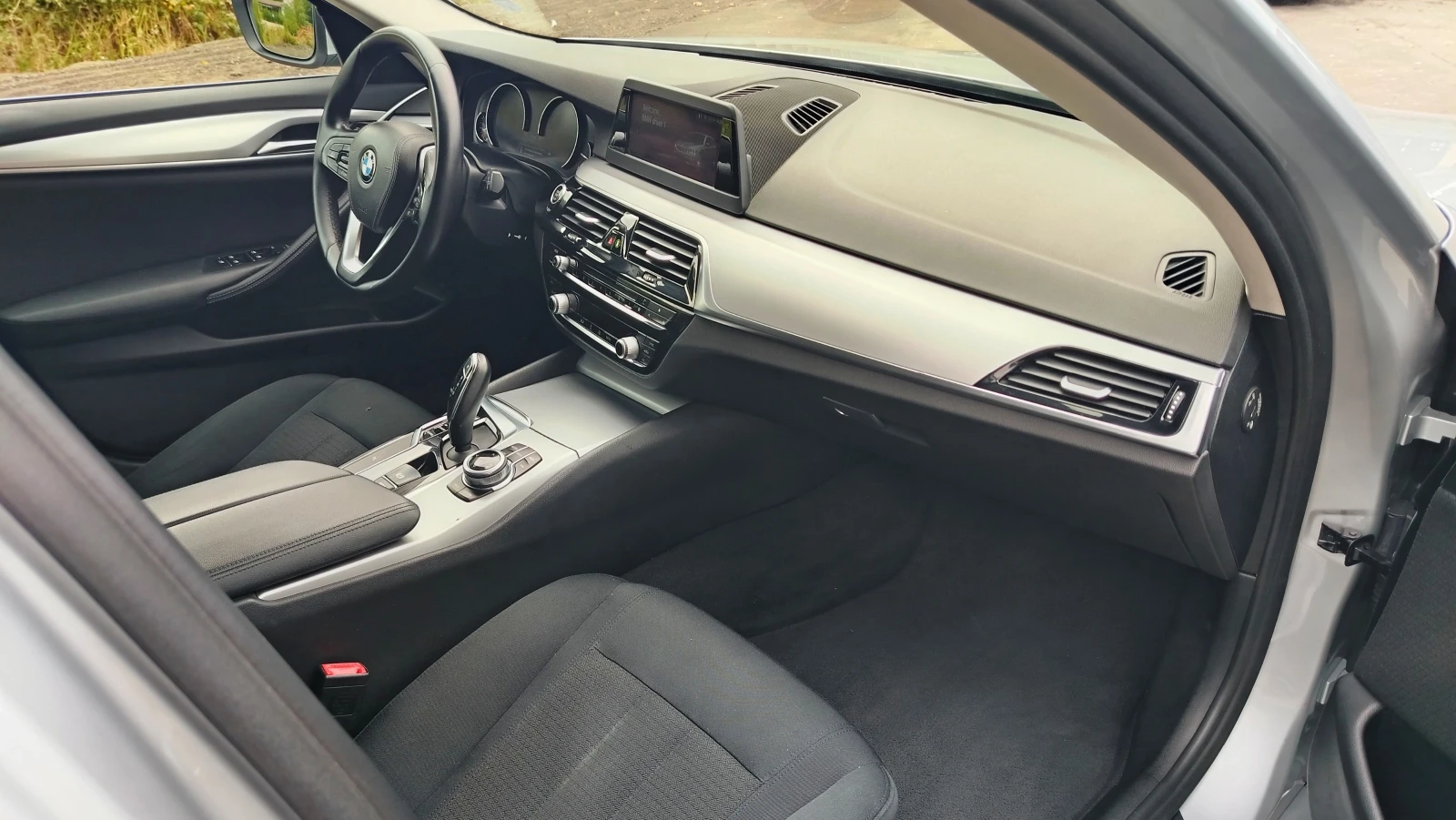 BMW 520 d ТОП ЦЕНА, снимка 14 - Автомобили и джипове - 56545072