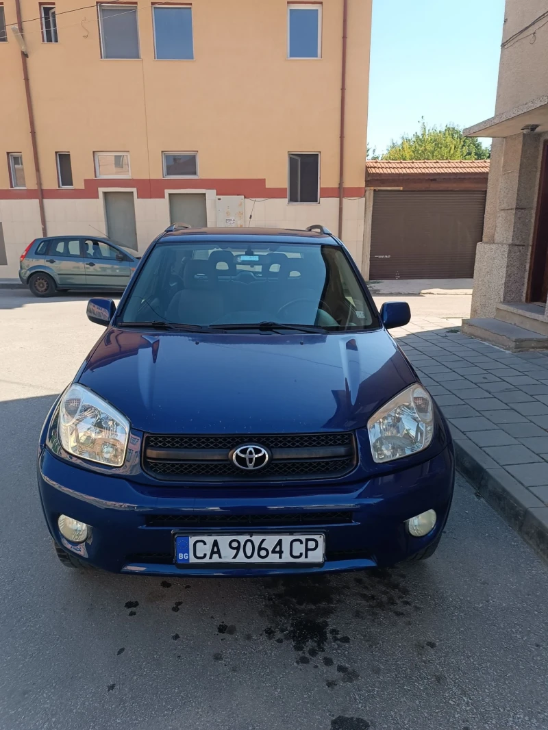 Toyota Rav4 3 врати , снимка 1 - Автомобили и джипове - 47831149