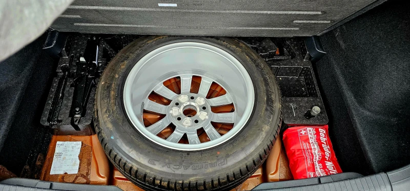 VW T-Roc 4Motion, снимка 16 - Автомобили и джипове - 51959456