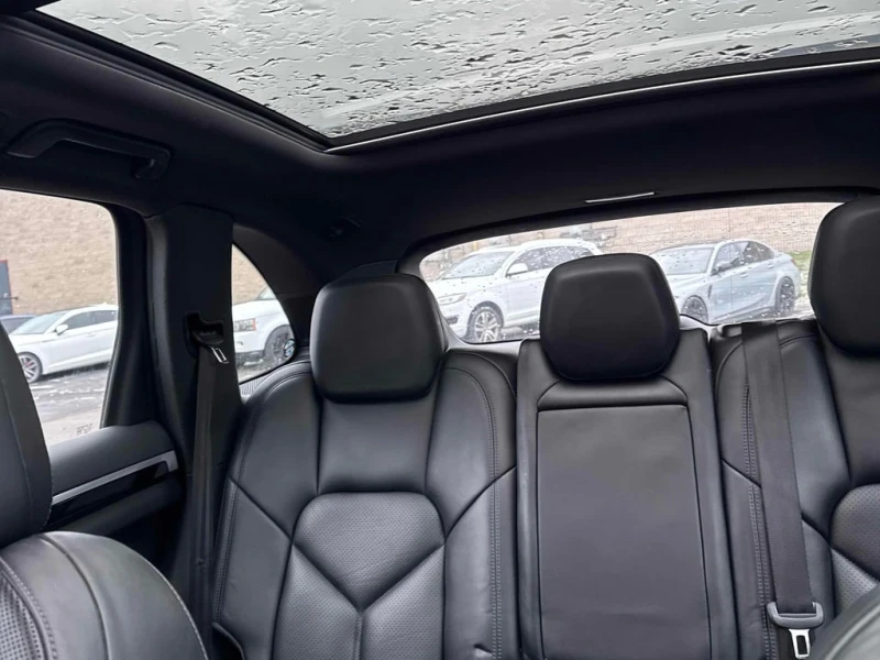 Porsche Cayenne / S / ОБДУХВАНЕ / PANO / CARFAX, снимка 11 - Автомобили и джипове - 53270625