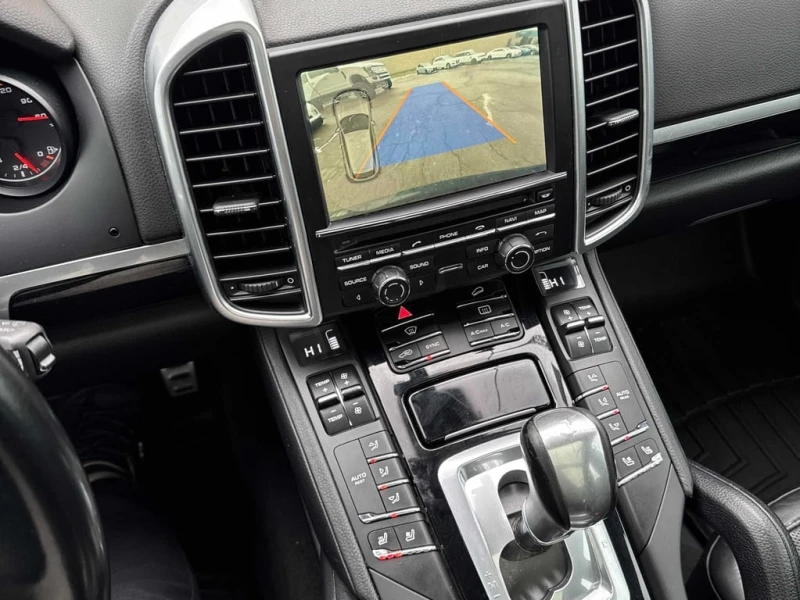 Porsche Cayenne / S / ОБДУХВАНЕ / PANO / CARFAX, снимка 10 - Автомобили и джипове - 53270625