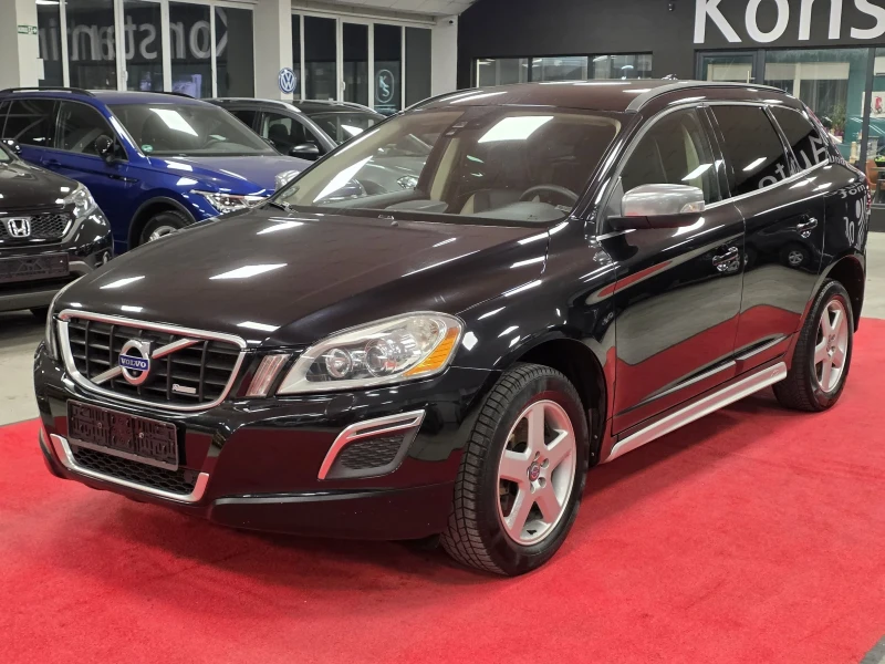 Volvo XC60 D5 | AWD | R-design | Facelift , снимка 3 - Автомобили и джипове - 53358977
