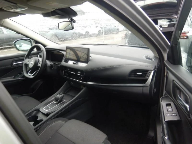 Nissan Qashqai 1.3Mhev ОЧАКВАН ВНОС - изображение 5