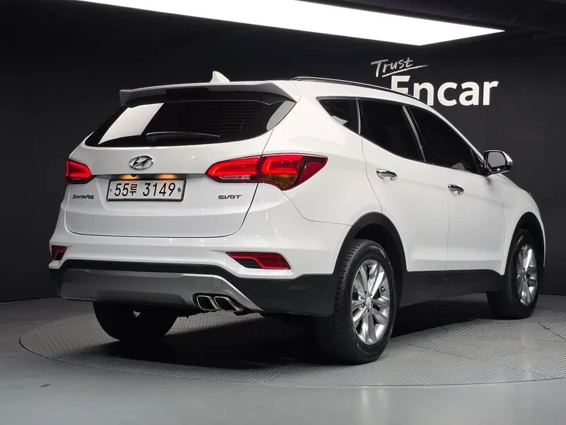 Hyundai Santa fe 2.0 2WD PREMIUM, снимка 2 - Автомобили и джипове - 55796635