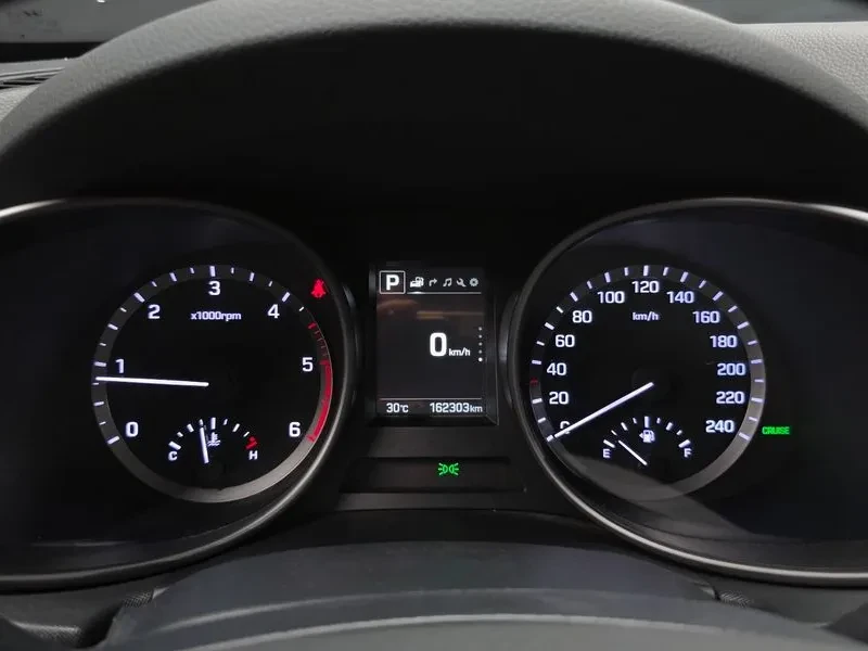 Hyundai Santa fe 2.0 2WD PREMIUM, снимка 8 - Автомобили и джипове - 55796635