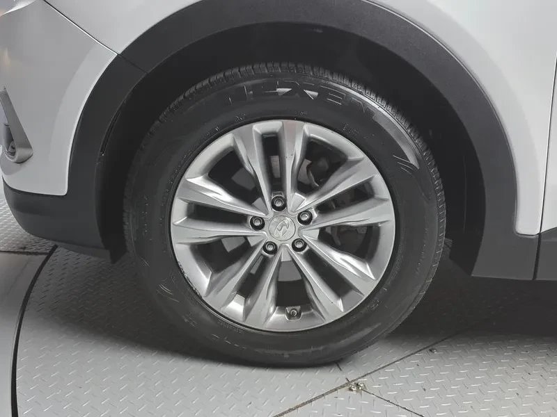 Hyundai Santa fe 2.0 2WD PREMIUM, снимка 5 - Автомобили и джипове - 55796635