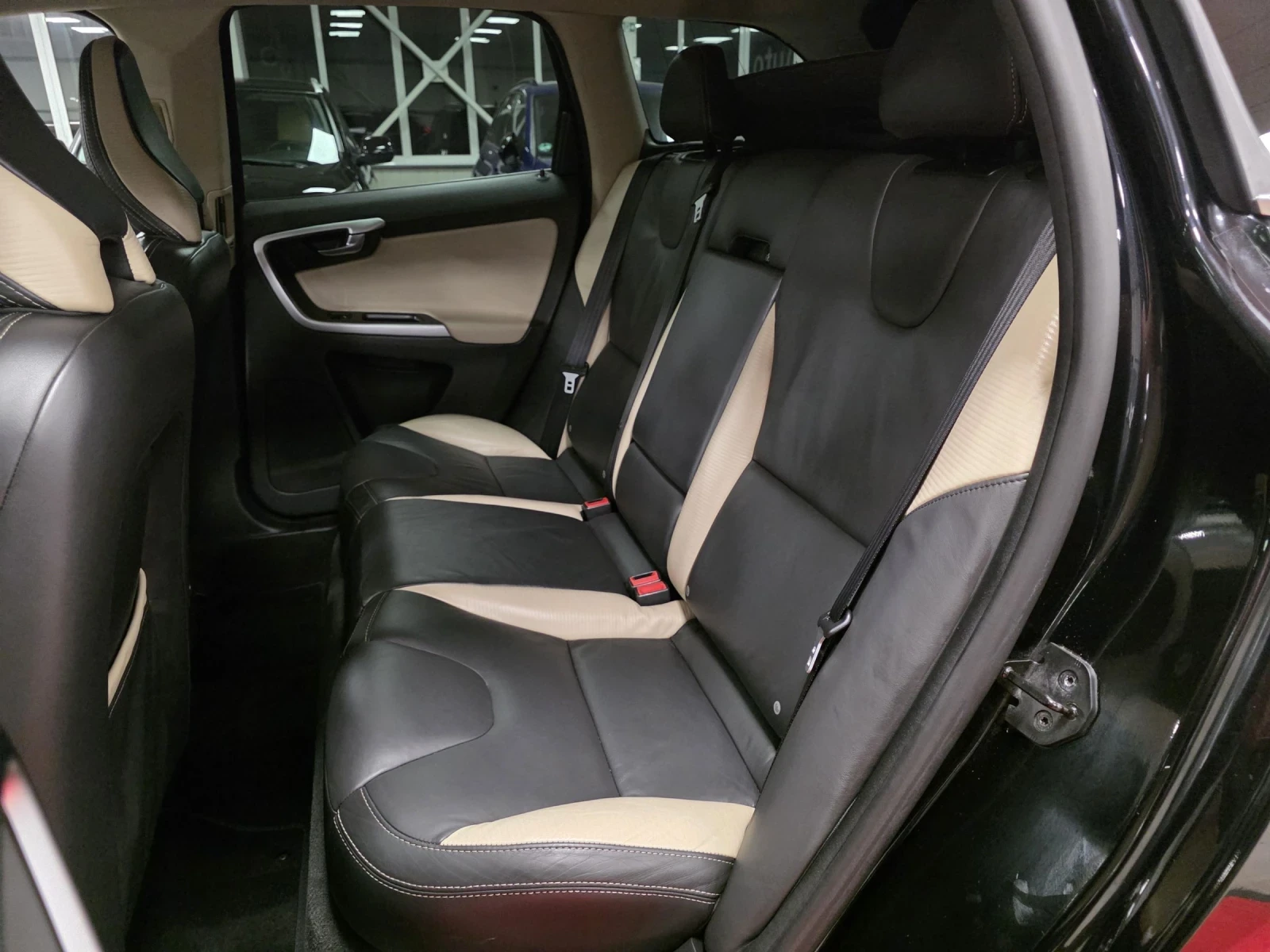 Volvo XC60 D5 | AWD | R-design | Facelift  | Mobile.bg � ����������� 14