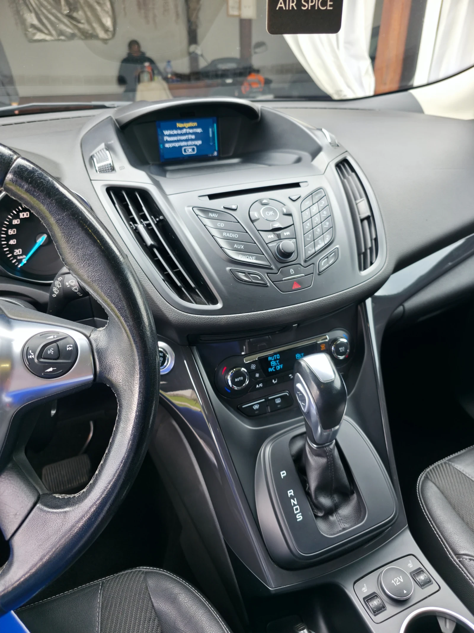 Ford Kuga, снимка 14 - Автомобили и джипове - 54000893