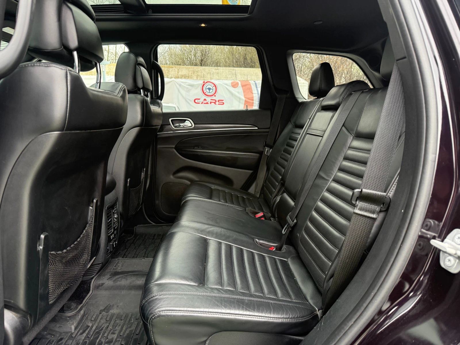 Jeep Grand cherokee 5.7 HEMI, HIGH ALTITUDE, снимка 9 - Автомобили и джипове - 54157484