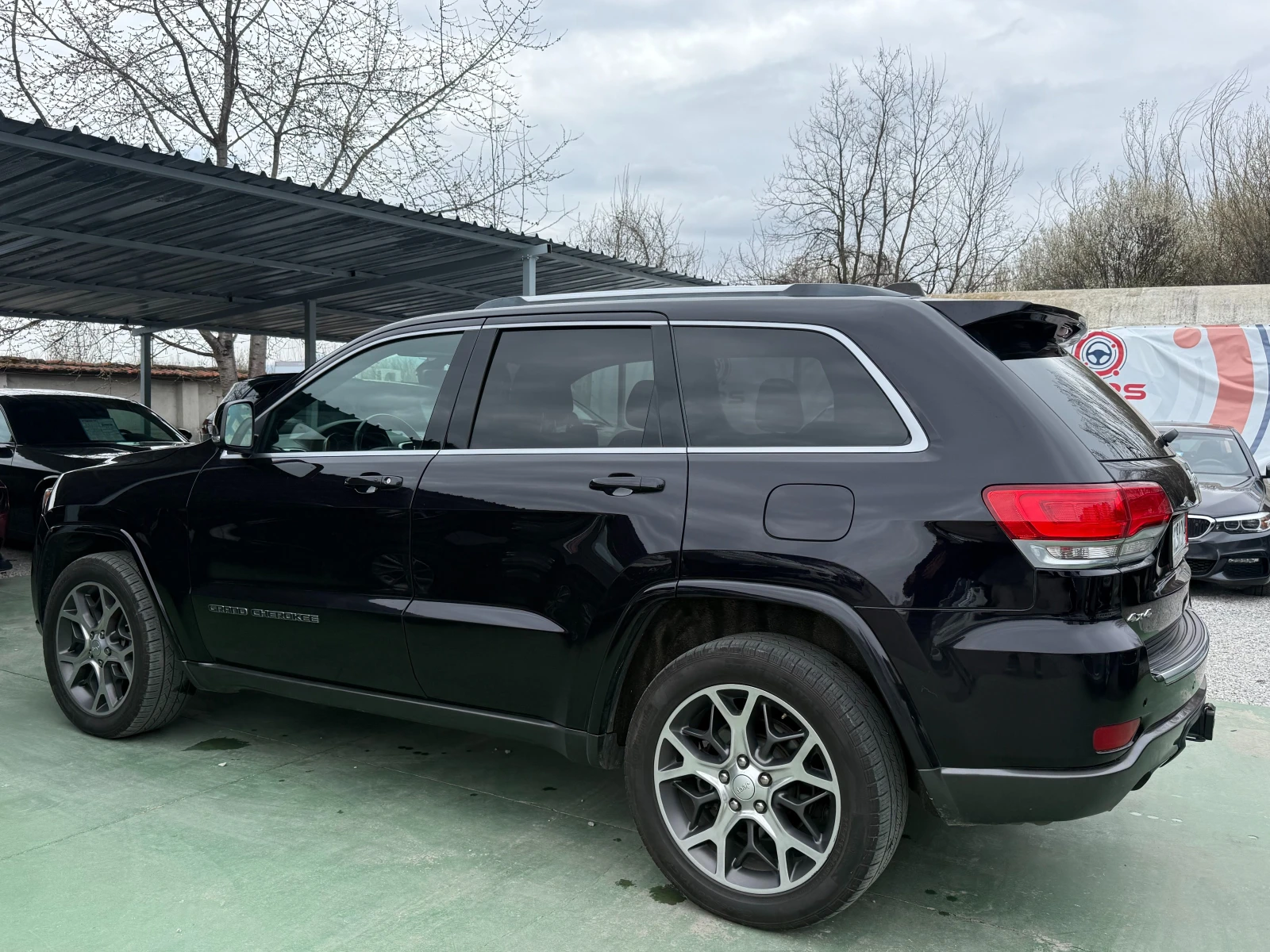 Jeep Grand cherokee 5.7 HEMI, HIGH ALTITUDE, снимка 6 - Автомобили и джипове - 54157484
