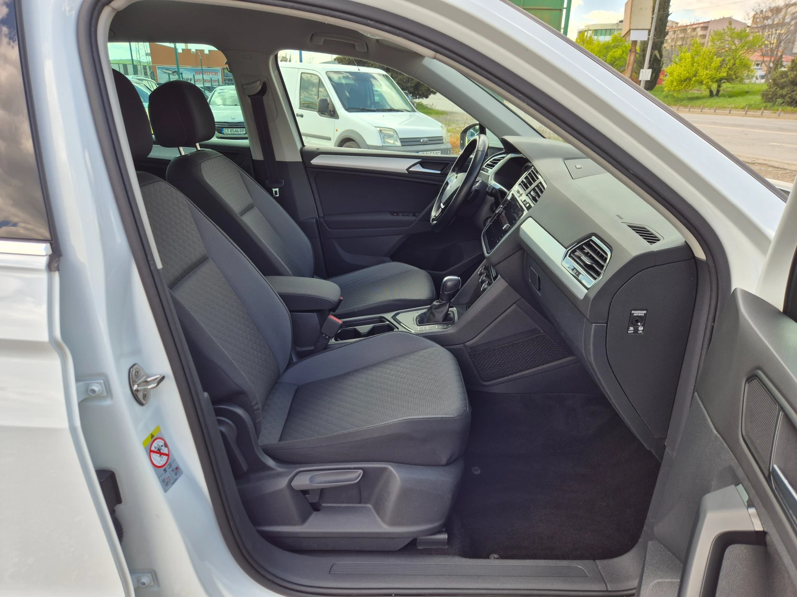 VW Tiguan 2.0TDI R-Line DSG | Mobile.bg � ����������� 9