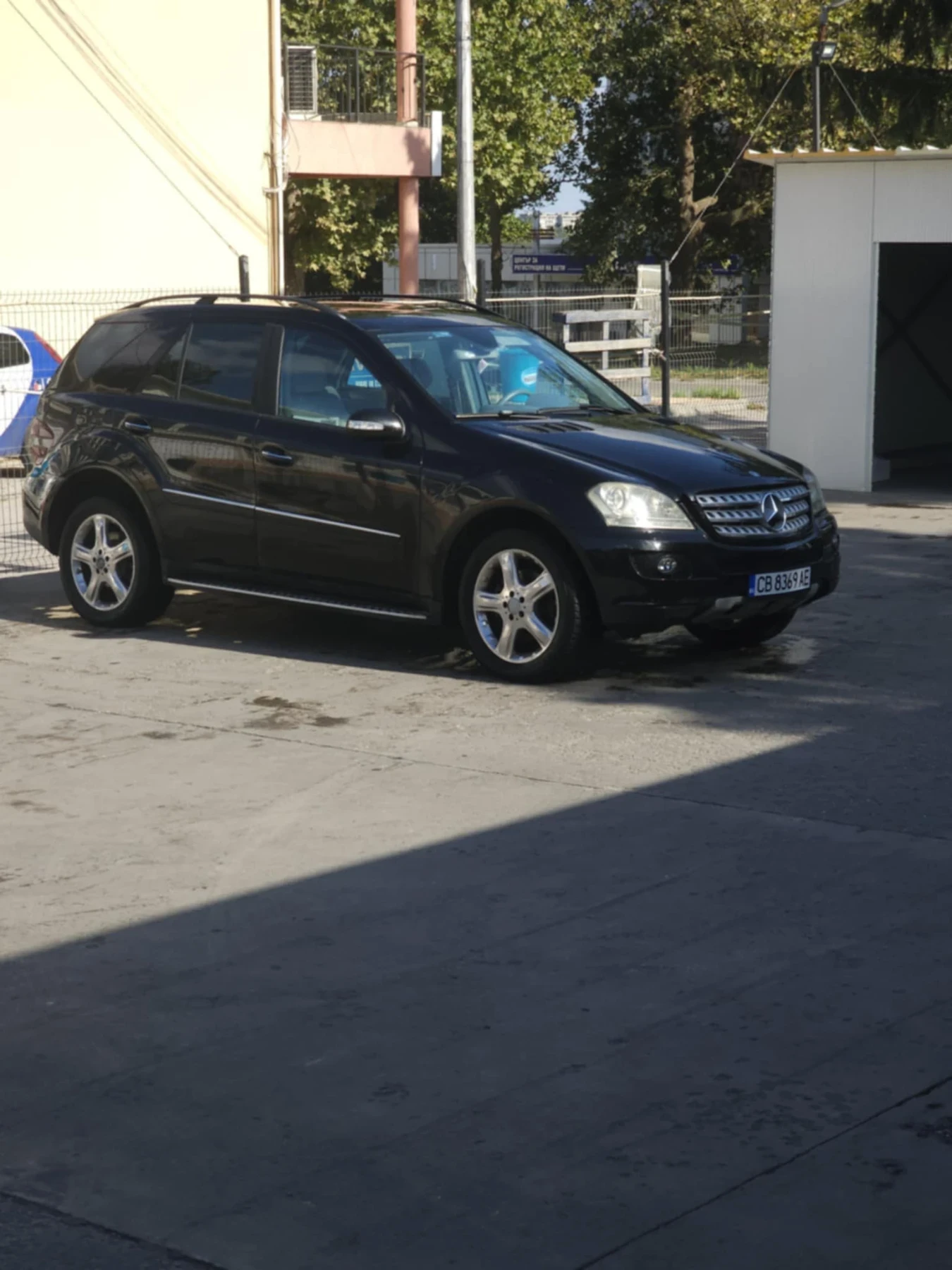 Mercedes-Benz ML 320, снимка 7 - Автомобили и джипове - 55026626