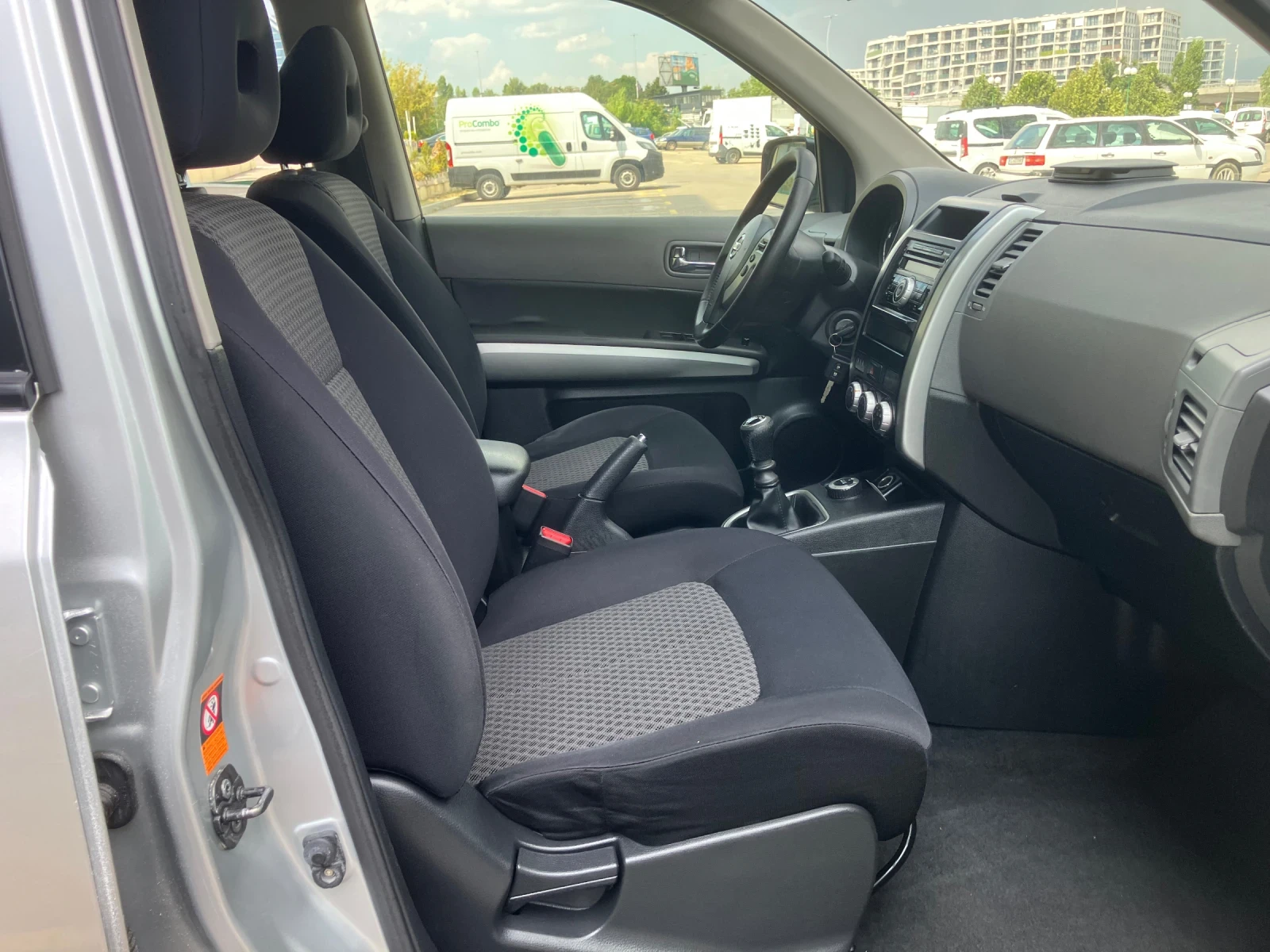 Nissan X-trail 2.0d-150k.c, снимка 12 - Автомобили и джипове - 55646268
