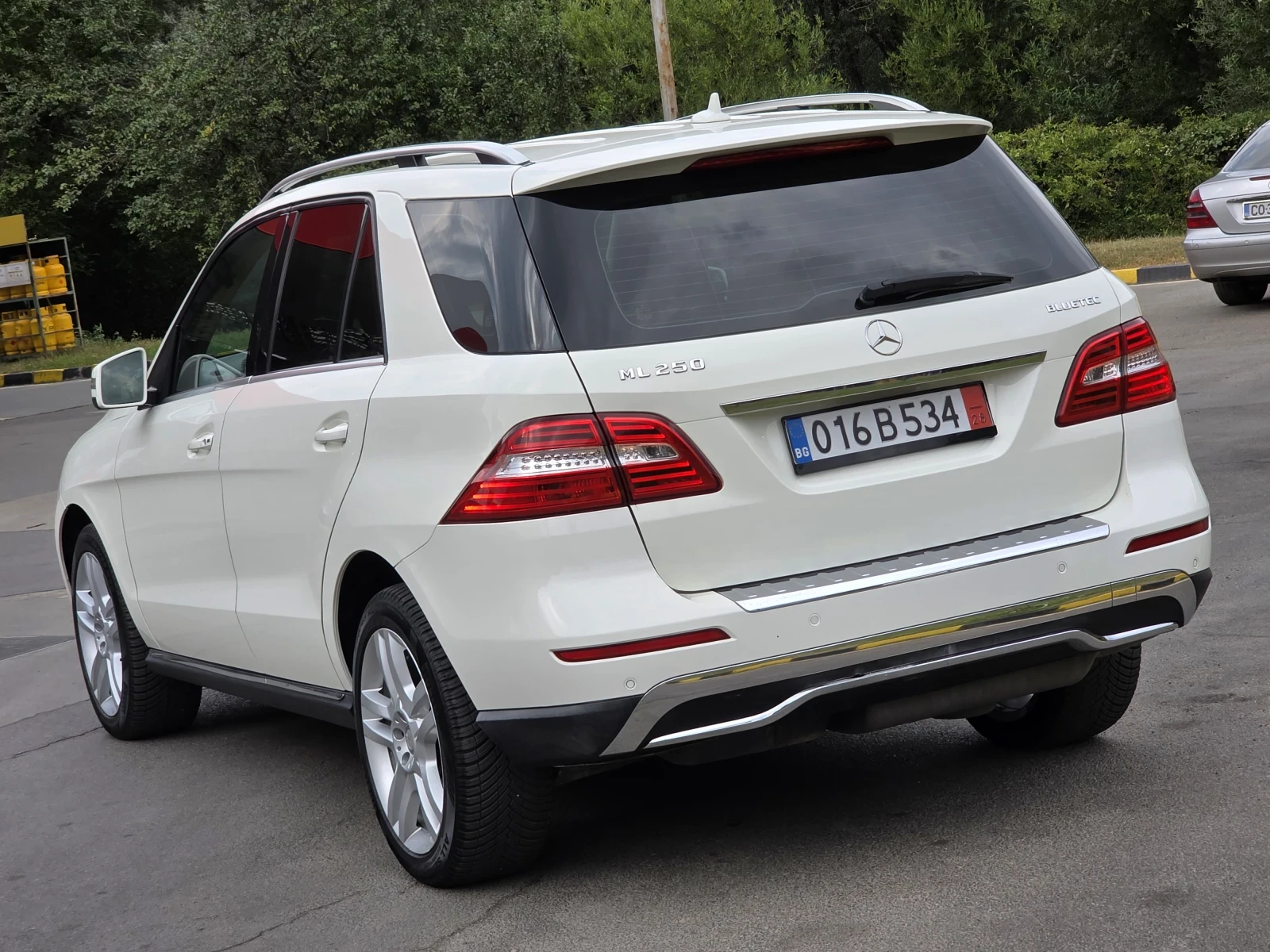 Mercedes-Benz ML 250 Топ състояние лизинг 100% одобрение, снимка 6 - Автомобили и джипове - 56046168