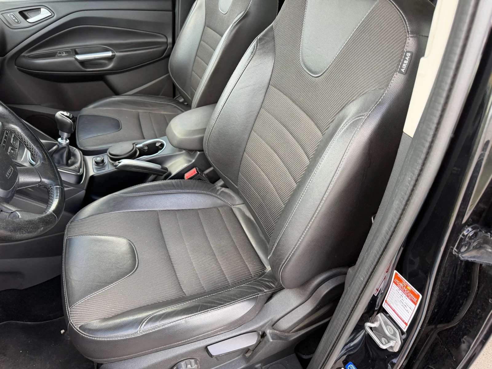 Ford Kuga 2.0 TDCI, снимка 14 - Автомобили и джипове - 56219568