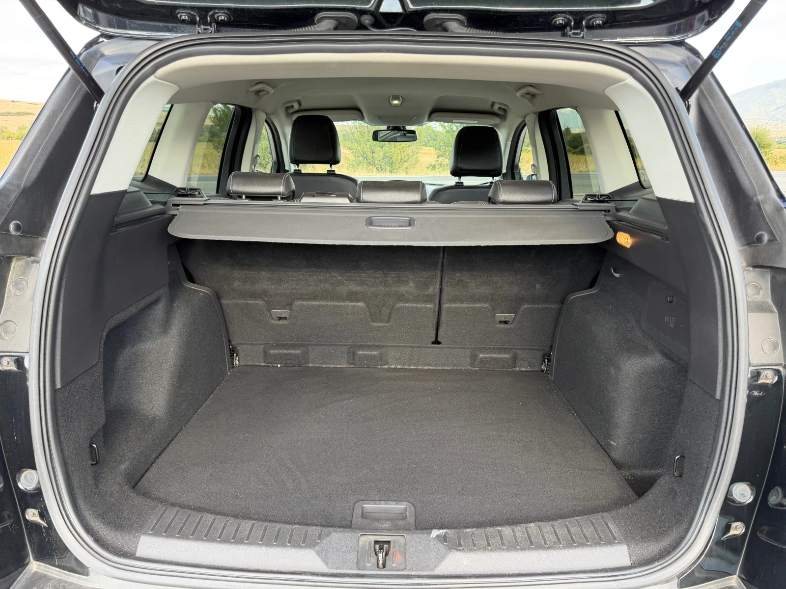 Ford Kuga 2.0 TDCI, снимка 6 - Автомобили и джипове - 56219568