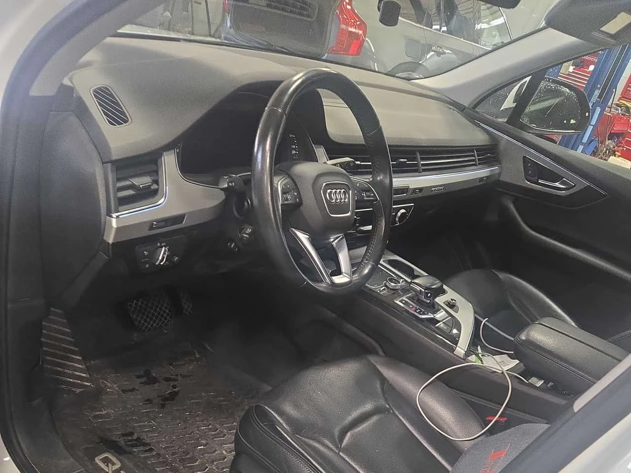 Audi Q7 * Progressiv * CARFAX * ��� ������������ ������ | Mobile.bg � ����������� 5