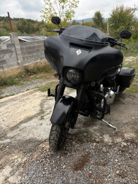     Harley-Davidson Touring Street Glide