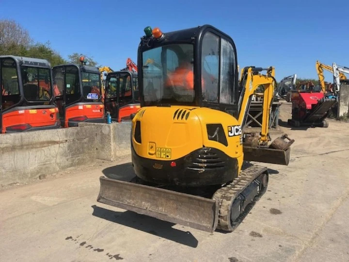 Багер JCB 8026 CTS - изображение 3