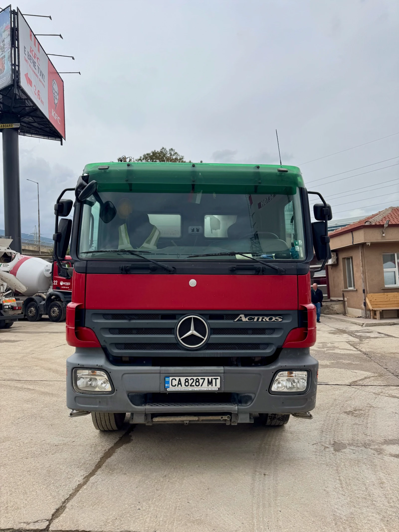 Бетон миксер Mercedes ACTROS 3236 - изображение 2