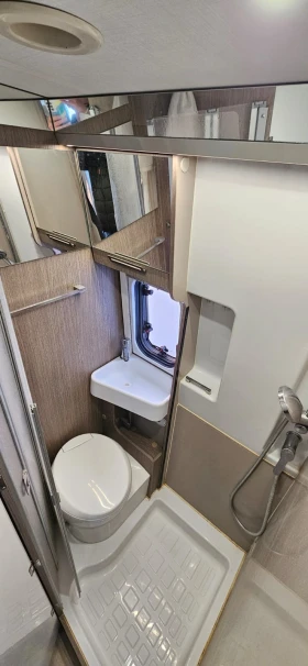 Кемпер Challenger Challenger V210 Road Edition VIP, снимка 14