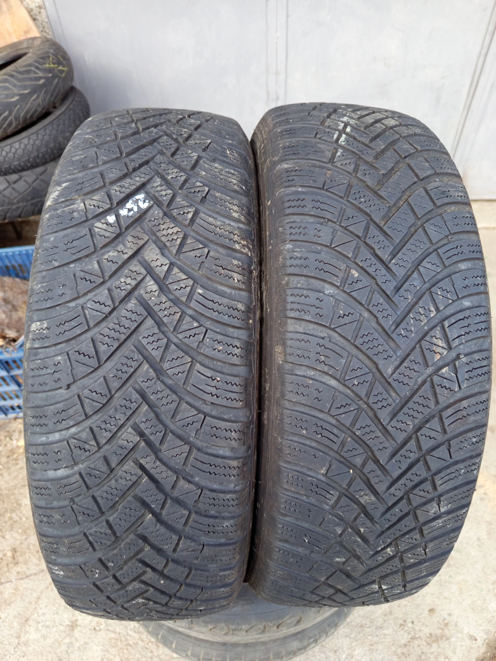 ���� 205/60R16 | Mobile.bg � ����������� 1