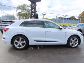 Audi E-Tron Progressiv* DIGITAL* 4 ПОДГРЕВА* ПАНОРАМА* КАМЕРА*, снимка 7