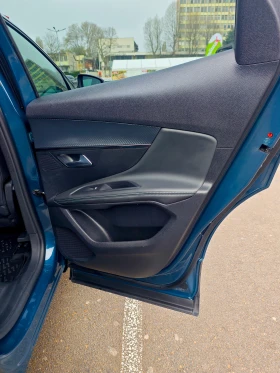 Peugeot 3008 Allure + екстра пакет Safety Plus, снимка 15