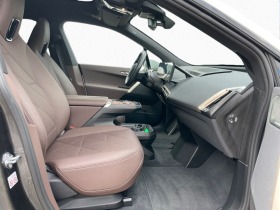 BMW iX xDrive40 = Sport Package= Sky Lounge Гаранция, снимка 8 - Автомобили и джипове - 45728747