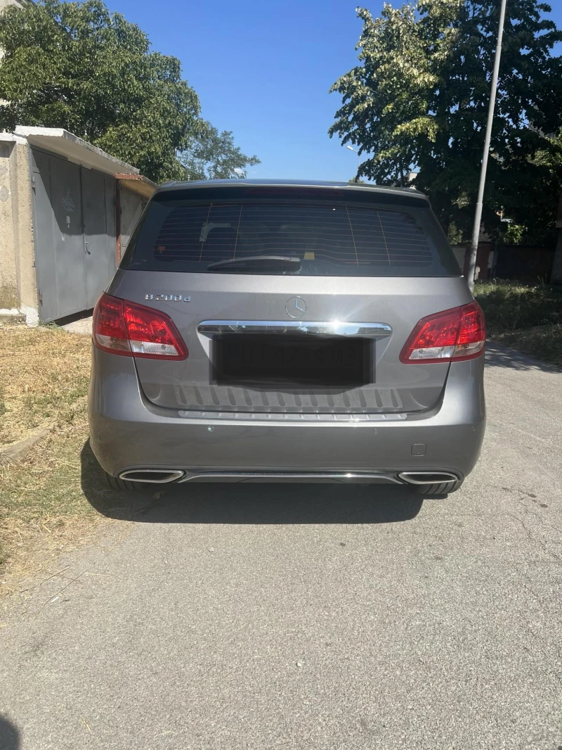 Mercedes-Benz B 200 CDI, снимка 4 - Автомобили и джипове - 47658533