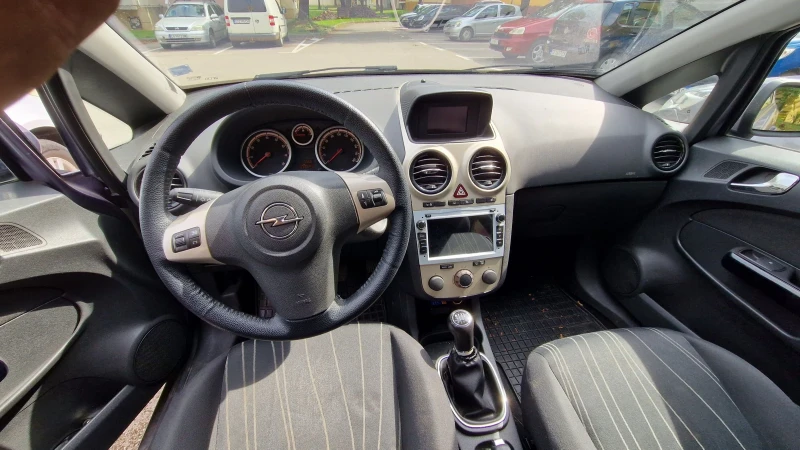 Opel Corsa 1.2 80кс, снимка 5 - Автомобили и джипове - 47291795