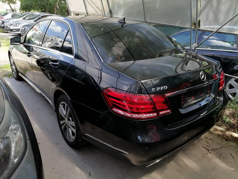 Mercedes-Benz E 220 220D170/9G, снимка 2 - Автомобили и джипове - 47299794