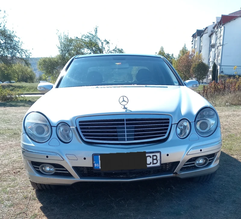 Mercedes-Benz E 270, снимка 1 - Автомобили и джипове - 47668989