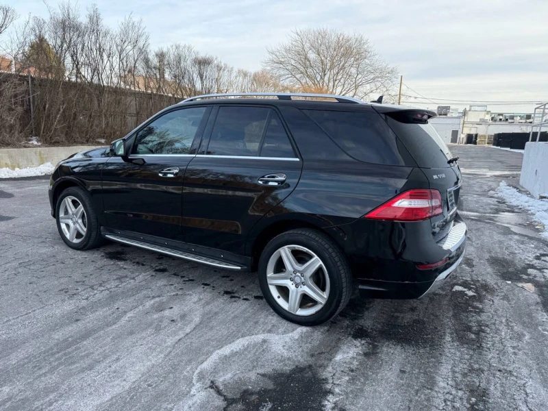 Mercedes-Benz ML 550, снимка 4 - Автомобили и джипове - 49274963