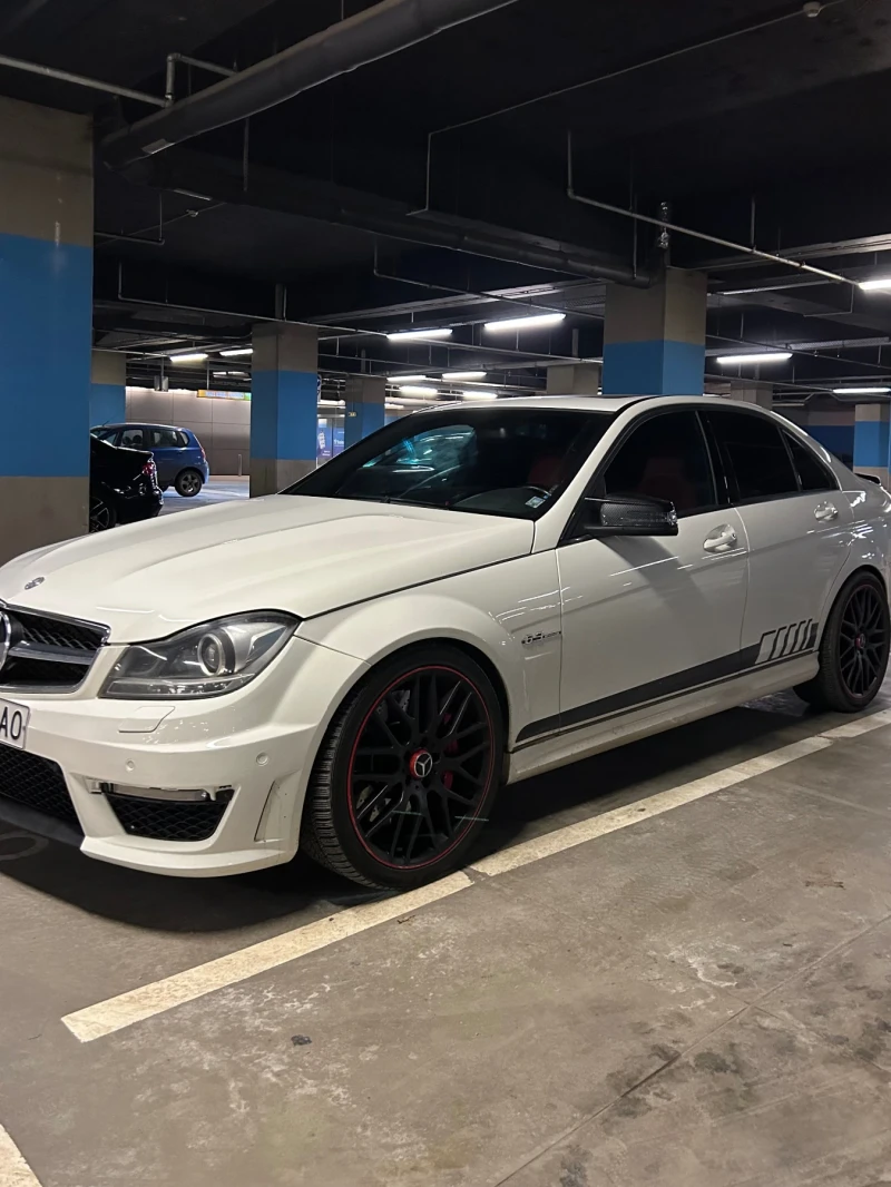 BMW M5 C63 w204 AMG БАРТЕР !!!, снимка 2 - Автомобили и джипове - 49292547