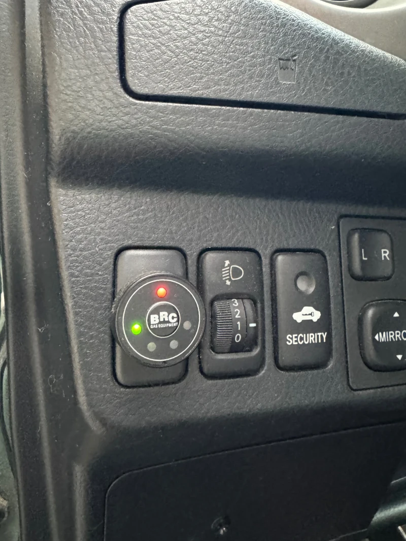 Daihatsu Trevis газово BRC, снимка 8 - Автомобили и джипове - 51340796