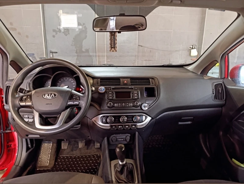 Kia Rio 1.1, снимка 5 - Автомобили и джипове - 52326713