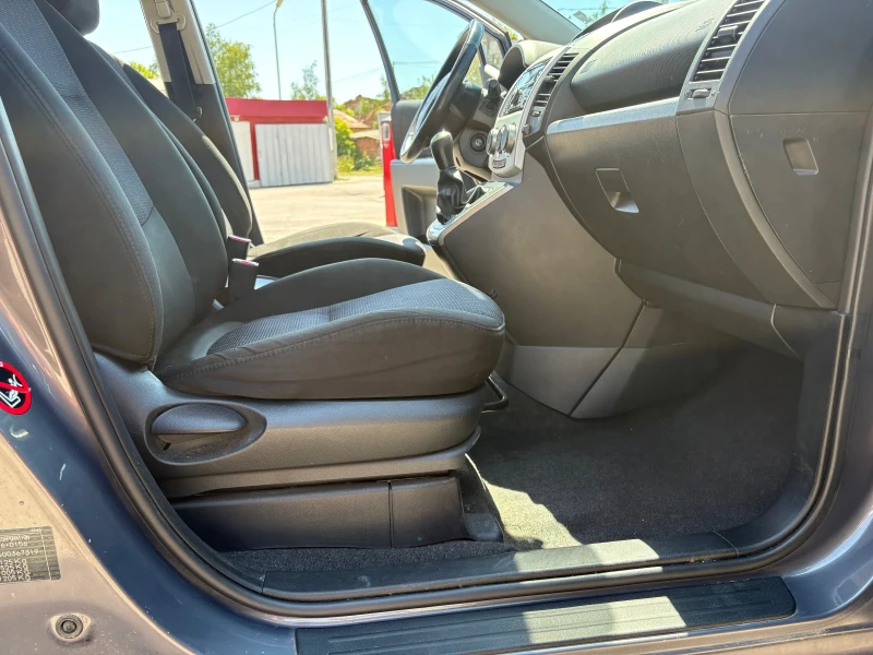 Mazda 5, снимка 10 - Автомобили и джипове - 52412190