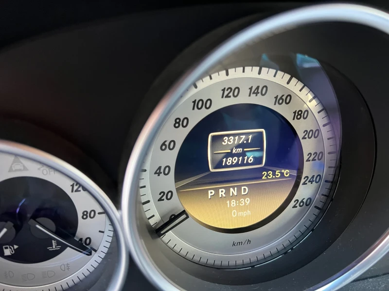 Mercedes-Benz C 200 C200, снимка 4 - Автомобили и джипове - 51276577