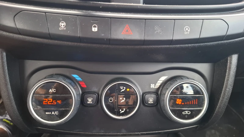 Fiat Tipo 1.3 MultiJet, снимка 14 - Автомобили и джипове - 51427408