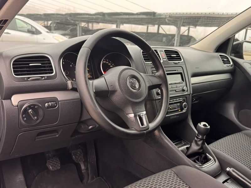 VW Golf 1.6TDI ИТАЛИЯ, снимка 5 - Автомобили и джипове - 53288269