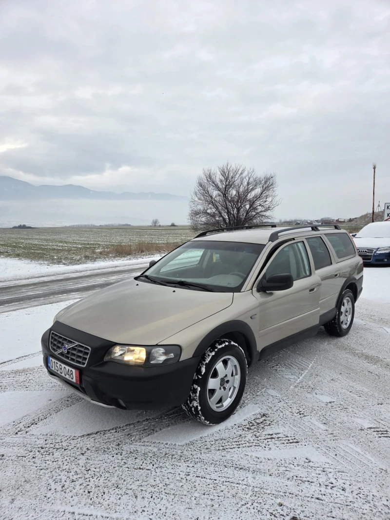 Volvo Xc70, снимка 3 - Автомобили и джипове - 53327765