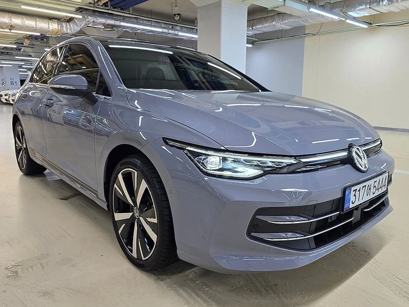 VW Golf 2.0 Automatic КРАЙНА ЦЕНА: 30252 EUR !!!РЕАЛНА КРА, снимка 2 - Автомобили и джипове - 55969470