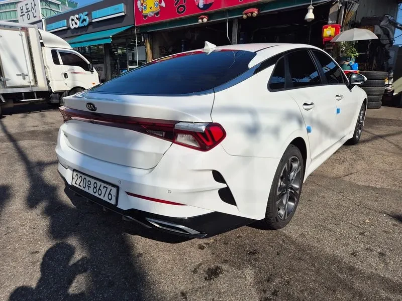 Kia K5 2.0 Noblesse, снимка 2 - Автомобили и джипове - 56355391